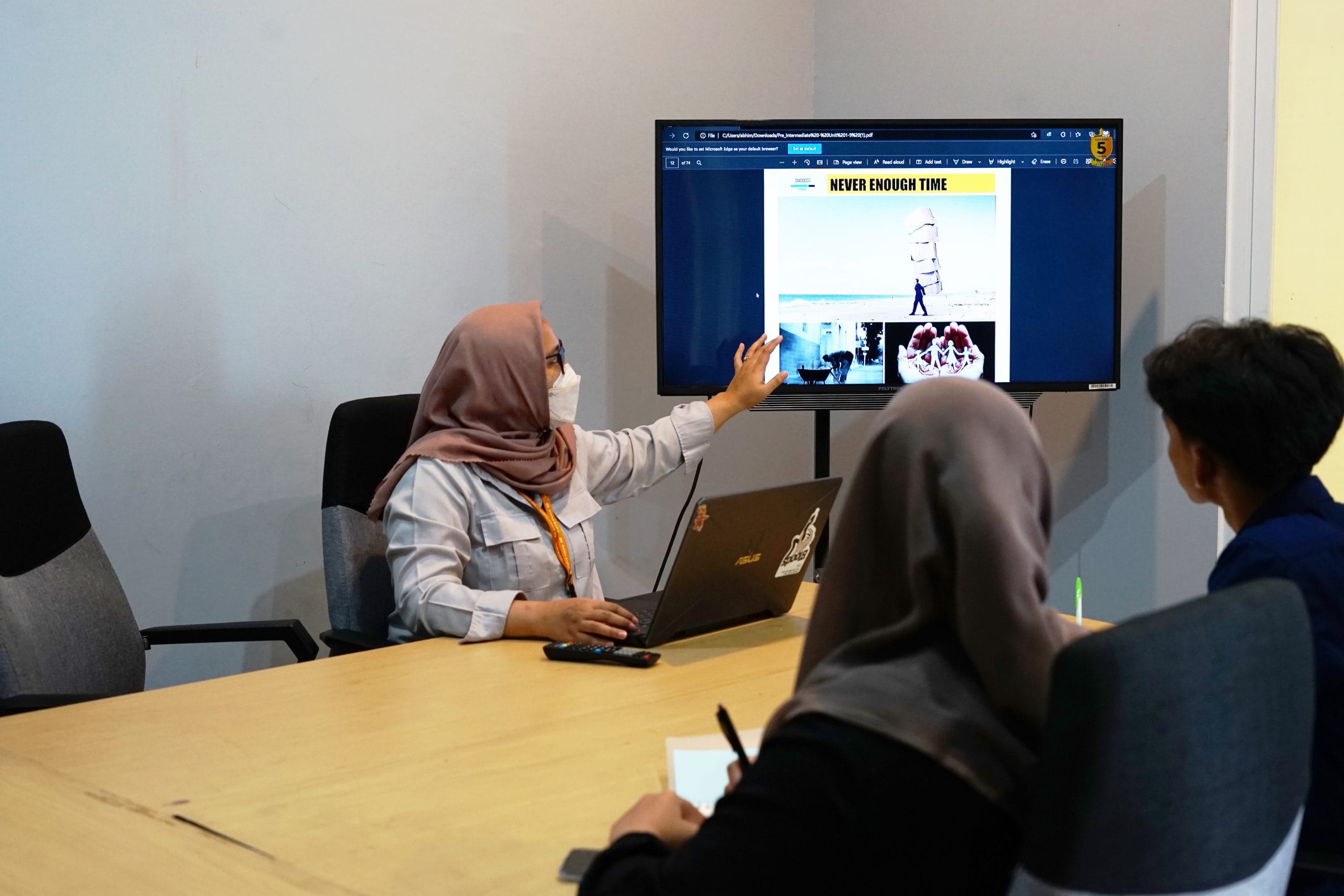 Les Privat Komputer Creya Edu